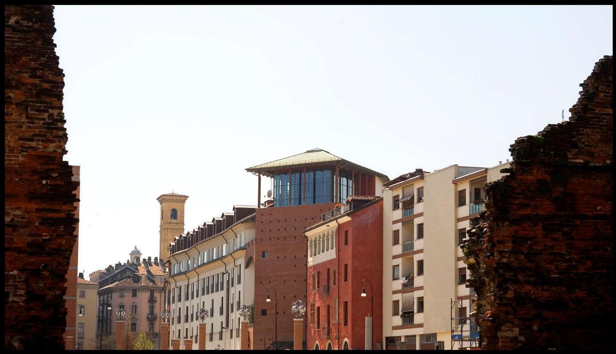 Nh Collection Torino Santo Stefano Hotel Exterior photo